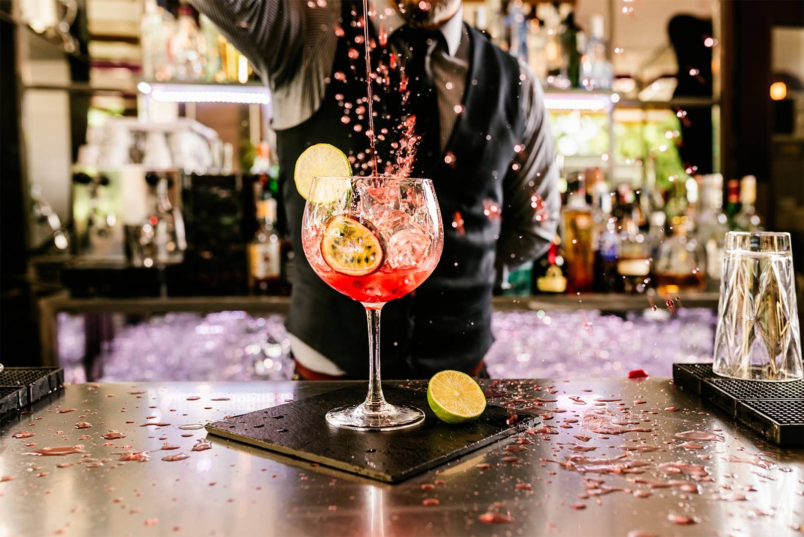 Cocktail premium avec le bar mobile privé MOBBAR à Lyon