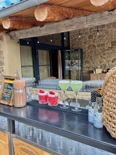 Cocktails signature sur le Bar à Cocktail pour vin d'honneur aux alentous de Lyon